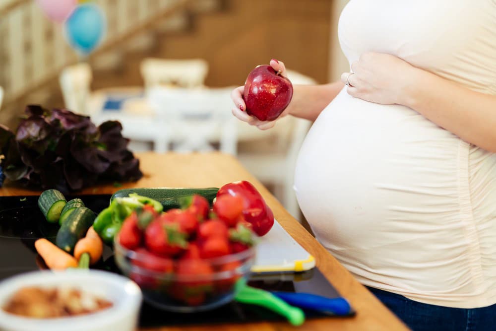 Diet is very important in controlling blood pressure in pregnant women
