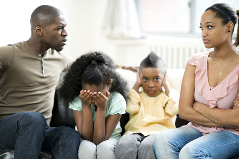Unhappy marriage should live for children