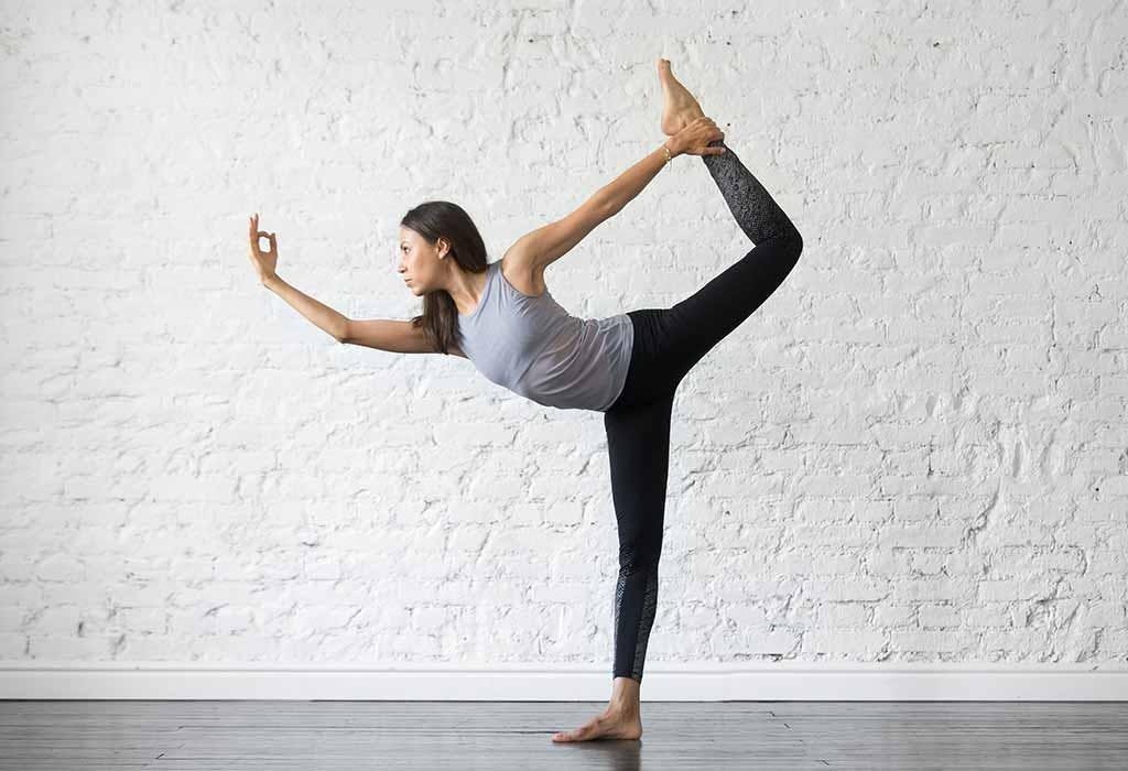 Strengthen your legs: Half Moon Pose (Ardha Chandrasana)