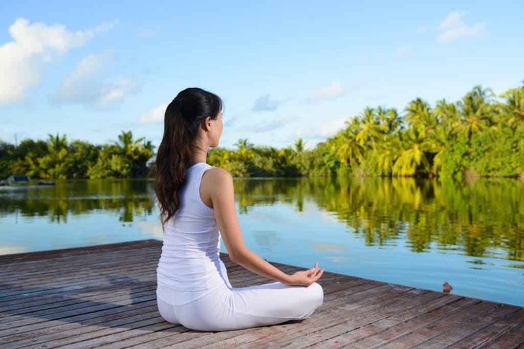 Yoga for Thyroid Treatment - Ujjayi Pranayama Breathing Exercise