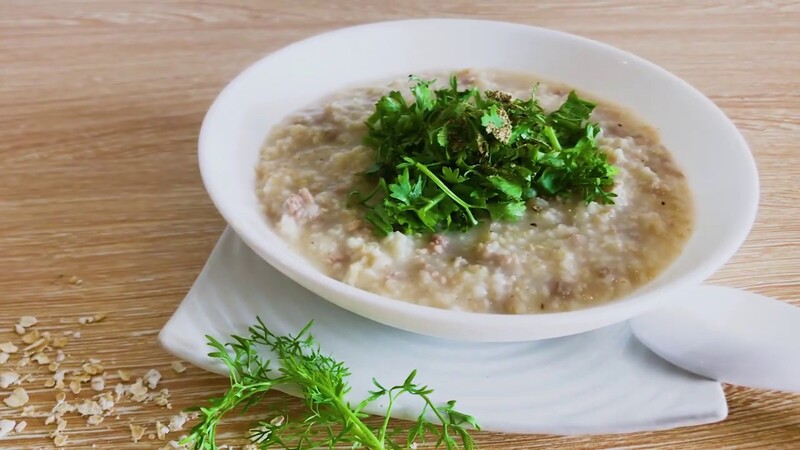 Oatmeal porridge with minced meat for a nutritious morning
